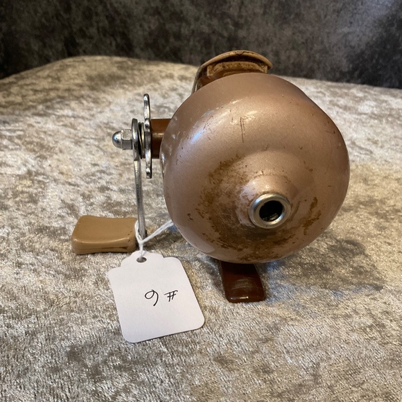 Vintage Quality Star Drag Spinning Reel - Picture 3 of 4